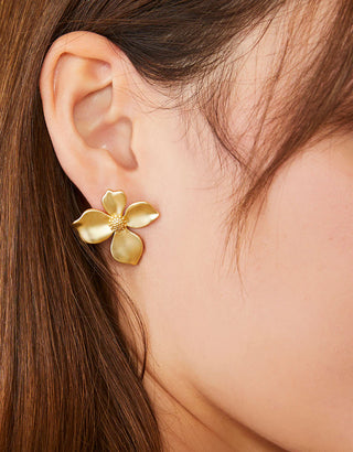 Wallflower Stud Earrings Gold