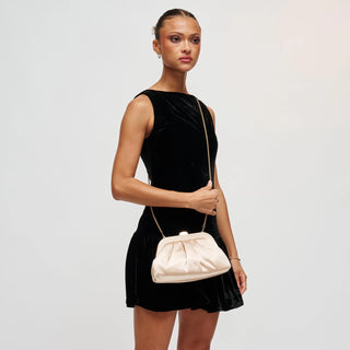 Winter Clutch Champagne
